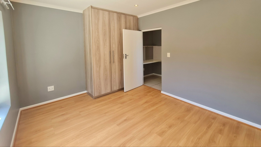 To Let 3 Bedroom Property for Rent in Old Place Western Cape